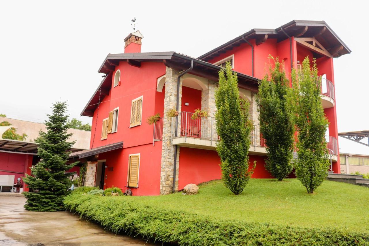 Agriturismo Bosco Longhino Santa Maria della Versa ภายนอก รูปภาพ