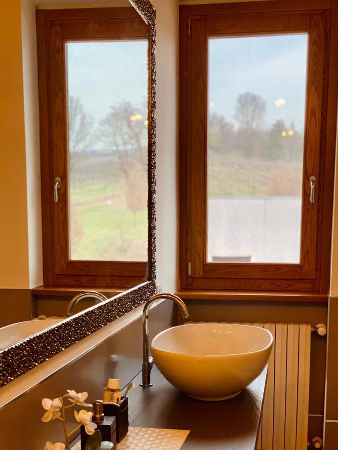 Agriturismo Bosco Longhino Santa Maria della Versa ภายนอก รูปภาพ